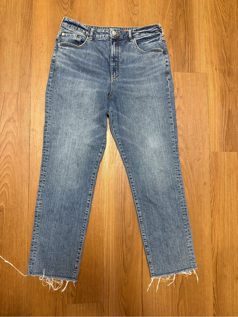Pilcro Women's Straight Leg Jeans in Light Blue Denim